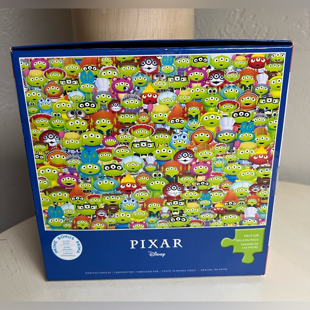 NIB Disney Pixar Alien 300 pc puzzle - Picture 3 of 3